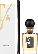 Home Fragrance Diffuser Teatro Fragranze Uniche Speziato Fiorentino with Sticks